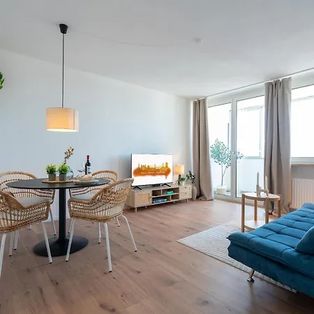 Casa Sunset - Kostenlos Parken - Unvergessliche Aussicht - 1min Zu Tram&bus Apartment Augsburg